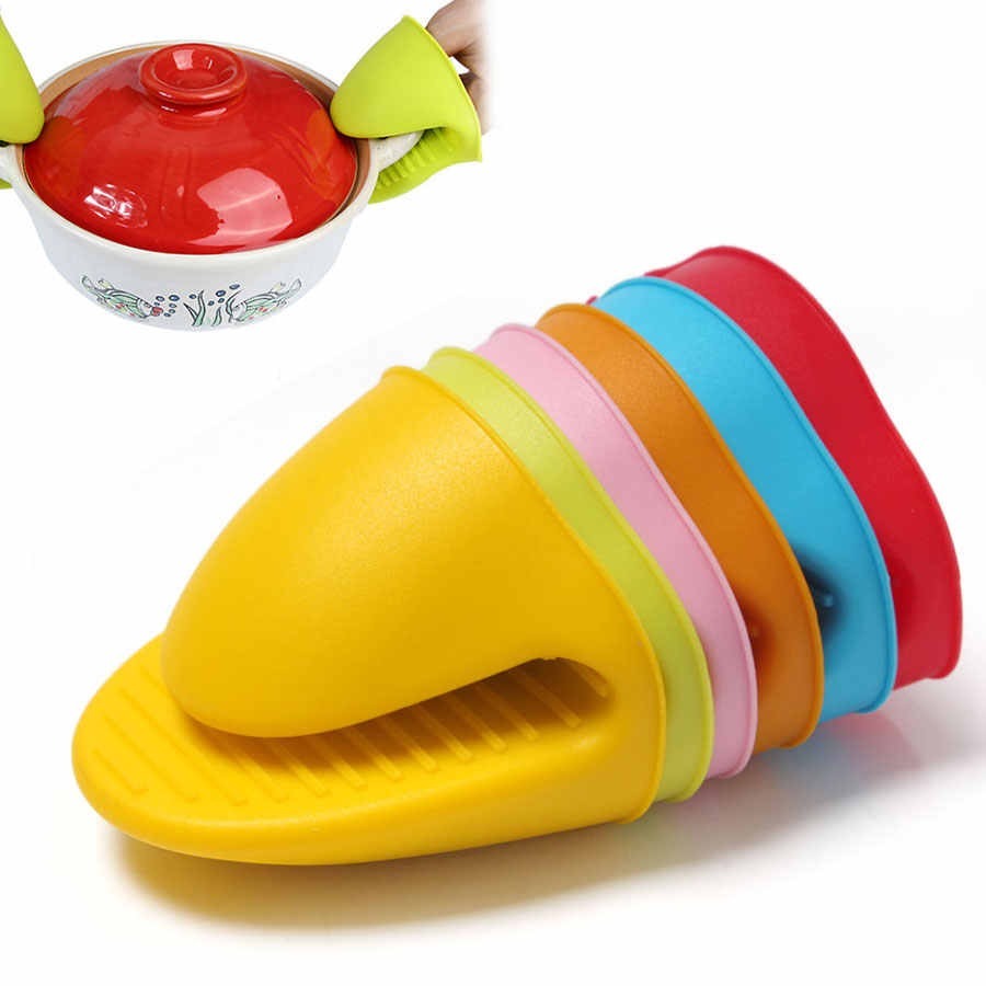 Silicone Heat Resistant Glove Clip – Non-Slip Insulation Pot & Bowl Holder, Cooking and Baking Oven Mitt (1 Pc, Random Color)