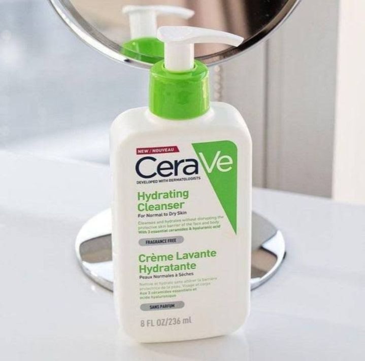 CeraVe Hydrating Cleanser with Hyaluronic Acid & Ceramides – Moisturizing Face Wash for Normal to Dry Skin (236ml)