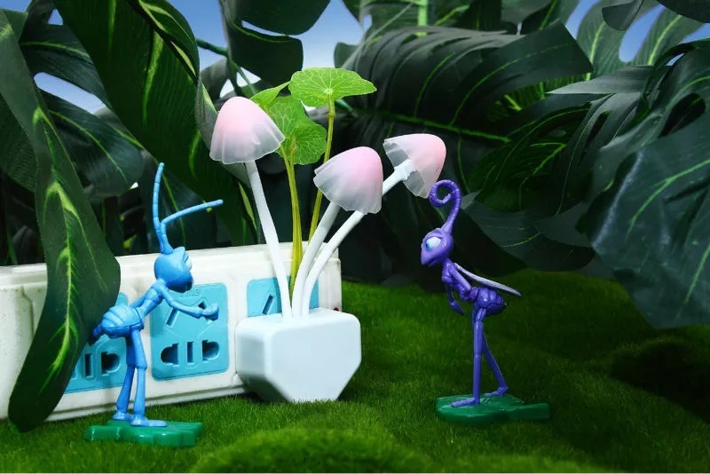 Mushroom Night Light | LED Night Lights | Flower Lamp Bedroom Baby room Lamps For Family, Friend or Kids Gifts (Random colors)