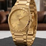 AR Collection "Icon" Series   “ Integrated Bracelet Quartz Timepiece - golden